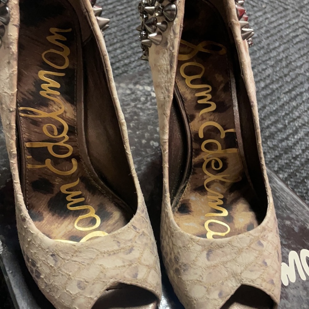 Sam Edelman - Picture 2 of 8
